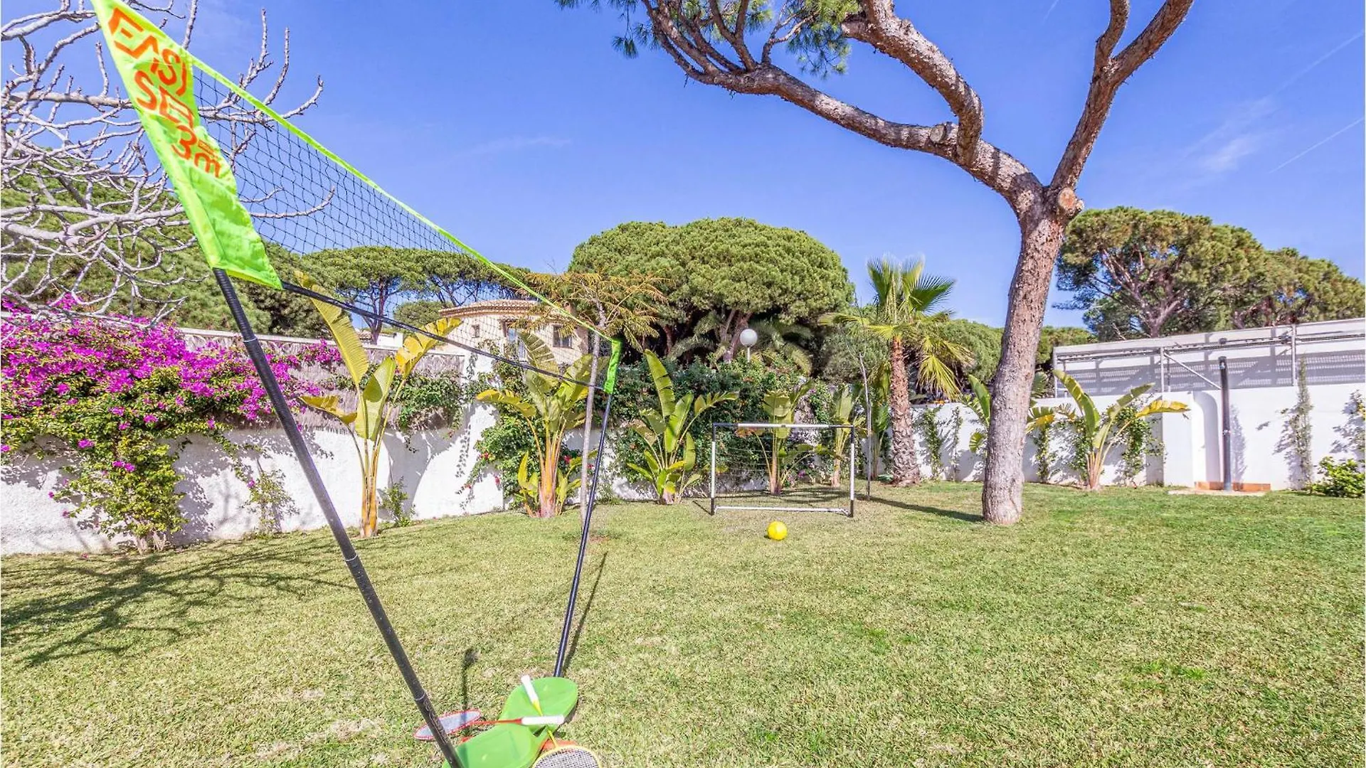 Awesome Home In Marbella With Wifi 0*,  Ισπανία
